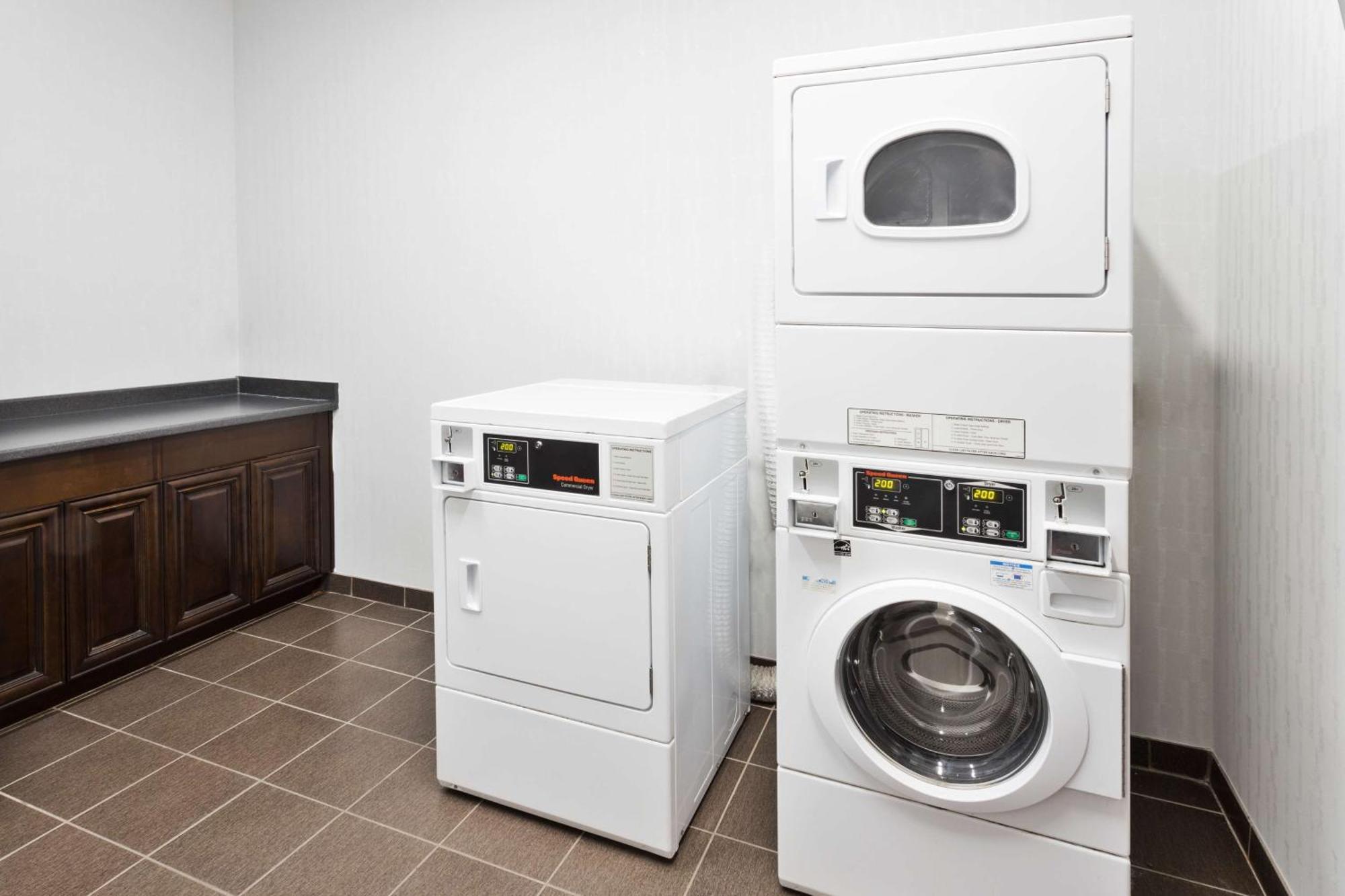 Hampton Inn & Suites Phenix City- Columbus Area Экстерьер фото